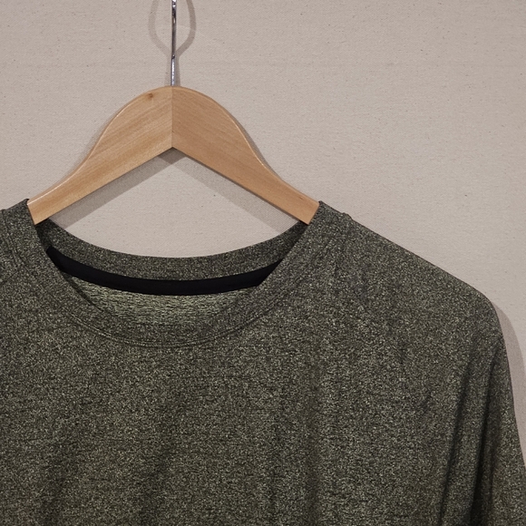 lululemon athletica Other - Lululemon Athletica Short Sleeve Shirt M